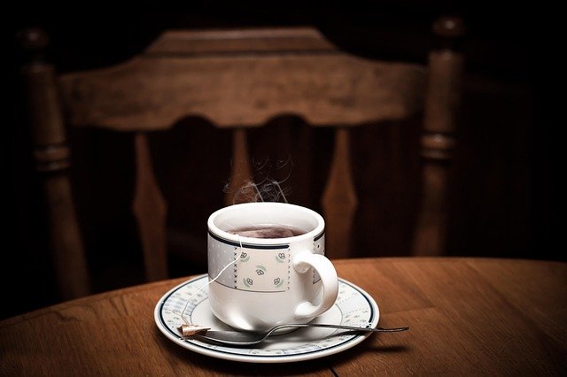 Wyśmienite kawy i herbaty - dlaczego opłacalny jest ich zakup w sklepie online?